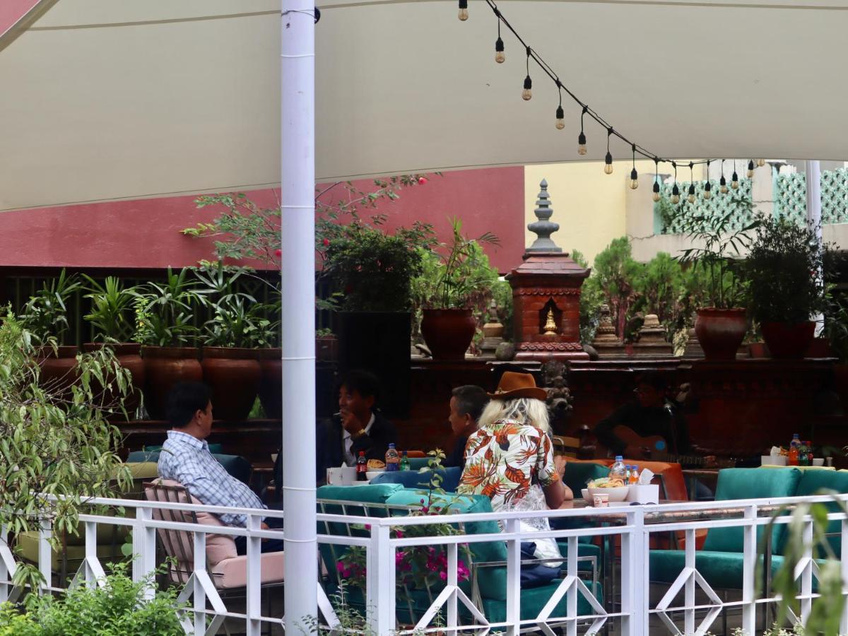 Hotel Siddhi Manakamana Catmandu Exterior foto